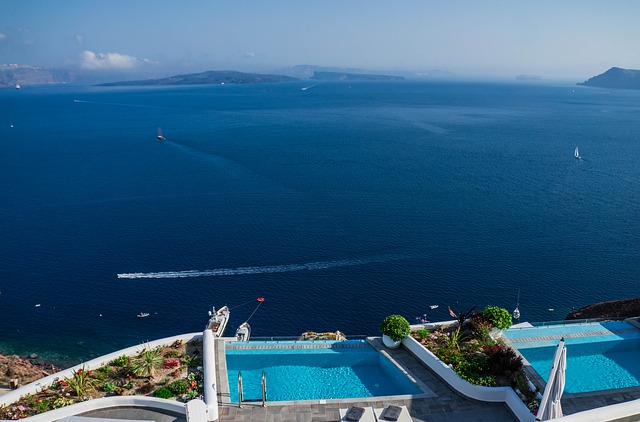 santorini honeymoon greece