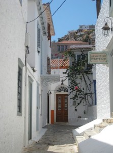 hydra-island