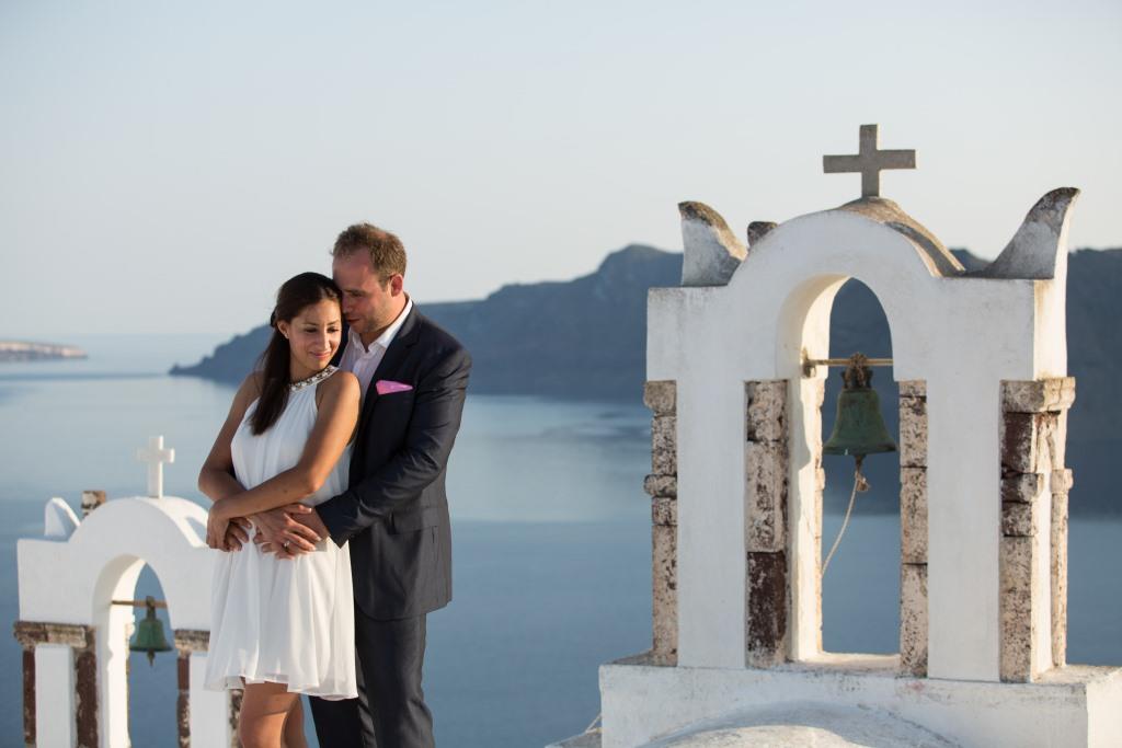 honeymoon in santorini (1)